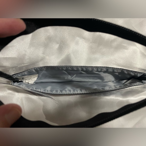 LUG: Seasaw Storage Pouches - Picture 3 of 3